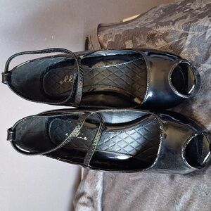 Black patent leather strappy platform heel size 7.5